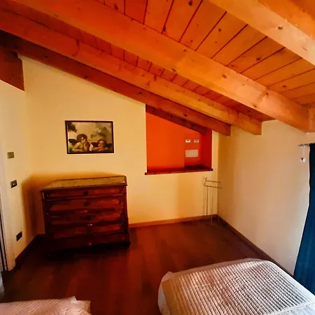 Cechouse A Apartment *
